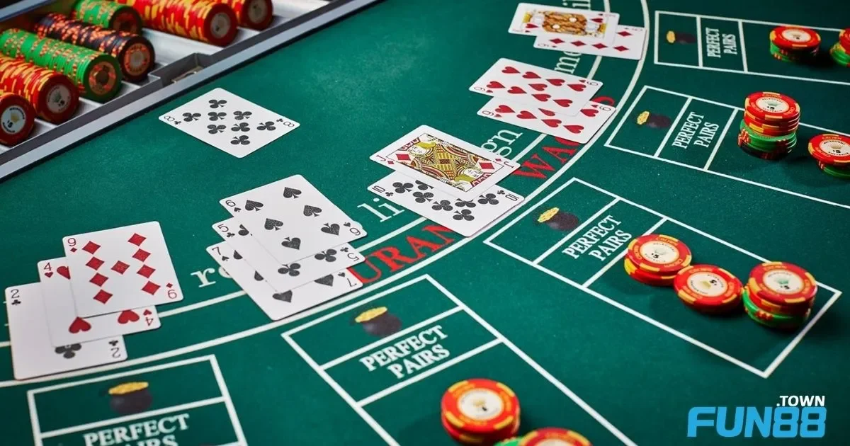 Game bài Sâm Lốc Fun88 – Tựa Game Tốc Độ Mới 3 Làm Chủ Lối Chơi Tấn Công Nhanh Khi Chơi Sâm Lốc