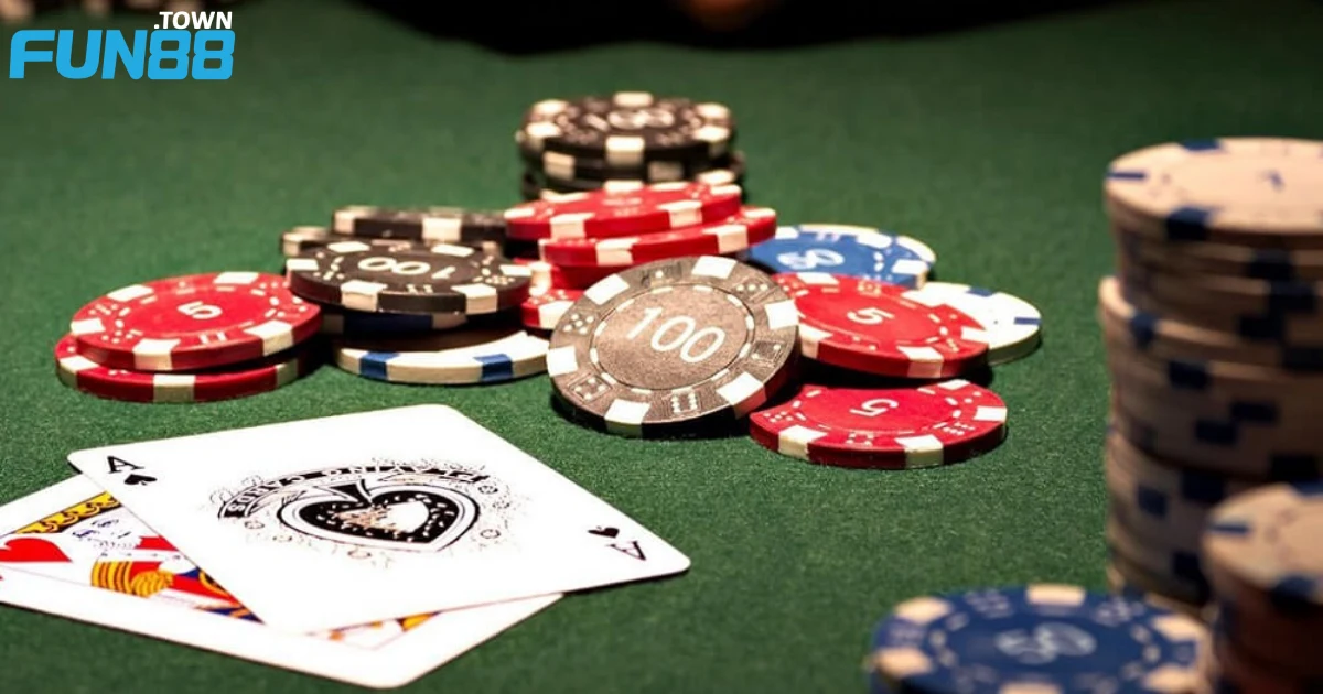 Khám phá các vòng cược chủ chốt có trong game Xì Tố