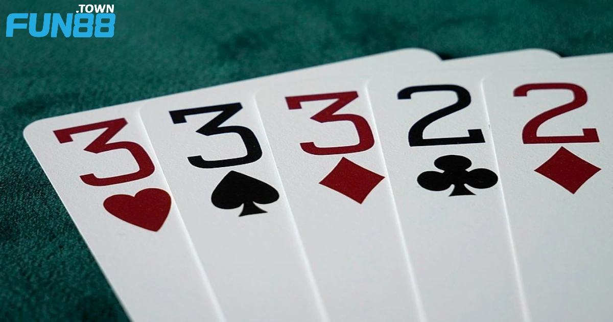 Thủ thuật bắt bài đối thủ dựa trên xác suất