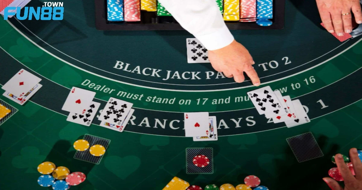 Mẹo Chơi Blackjack Tại Fun88 – Những Bí Kíp Ít Ai Chia Sẻ 2 Khám phá mẹo chơi Blackjack bất bại từ cao thủ